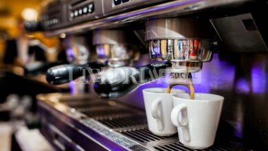 Covid, in Italia in due anni hanno chiuso circa 7 mila bar 10 professional preparation barista maker cafe scaled
