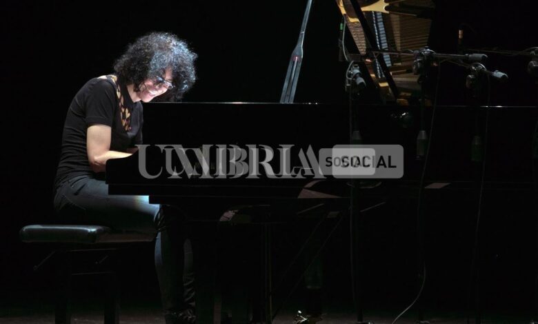 Giovanni Allevi al Lyrick di Assisi chiude la stagione Tourné promossa da Aucma e Mea concerti (foto) 1 3F771777 3B3D 4C1F B835 57A45D40EE14