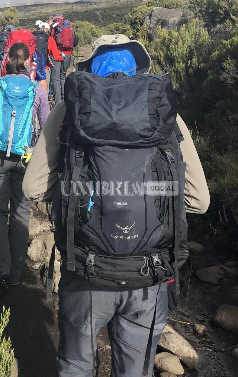 Sfondano il vetro e rubano uno zaino con dentro materiale tecnologico: accade a Perugia 3 Sfondano il vetro e rubano uno zaino con dentro materiale tecnologico: accade a Perugia 2