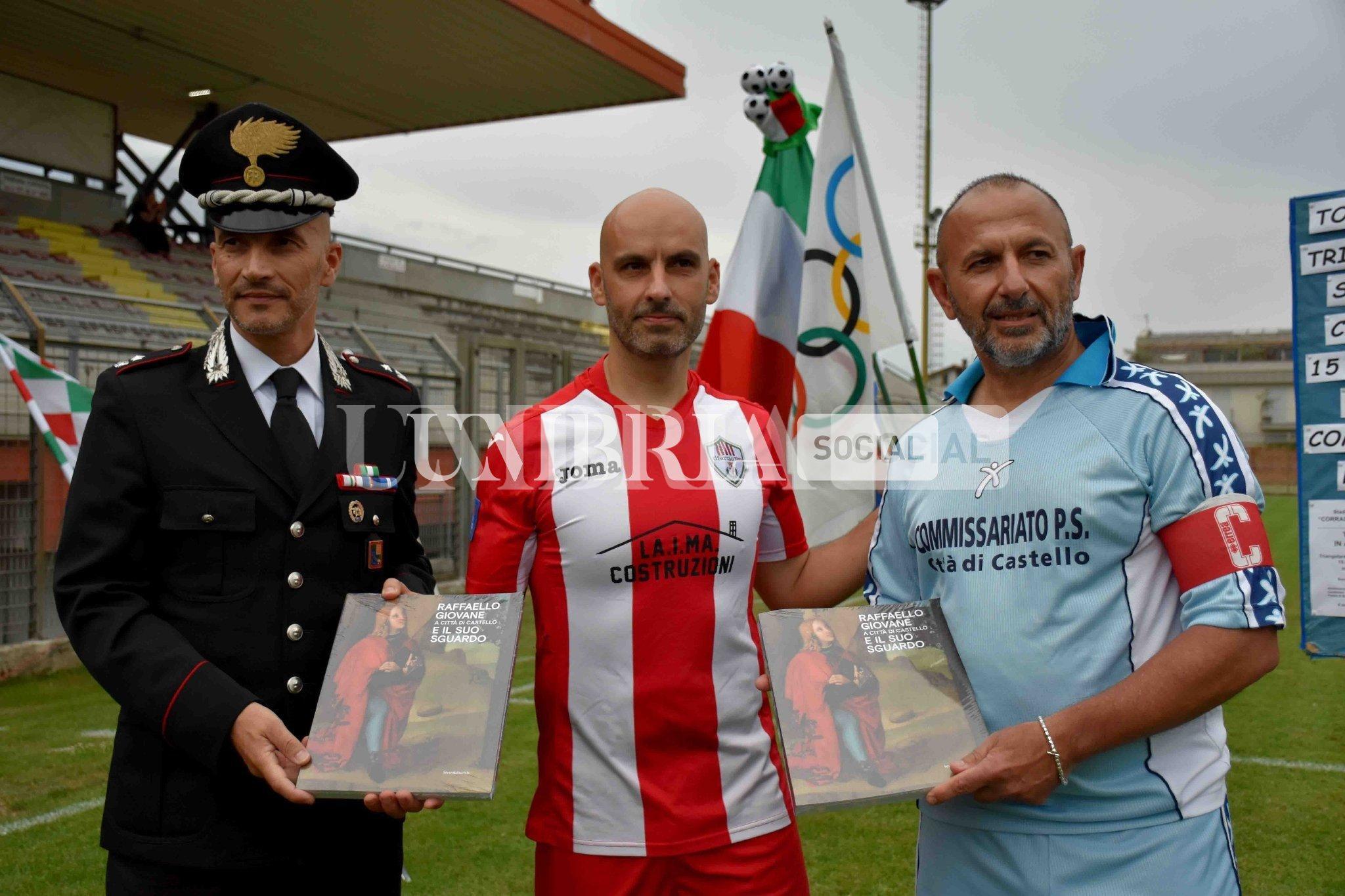 Città di Castello, torneo in amicizia tra carabinieri, polizia di Stato e comune 3 Città di Castello, torneo in amicizia tra carabinieri, polizia di Stato e comune 2