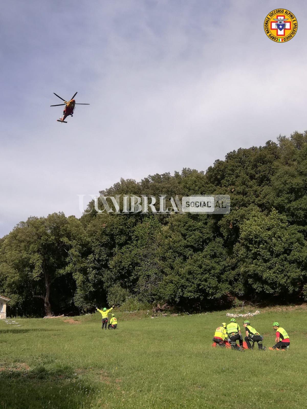 Umbria, numerosi interventi del soccorso alpino e speleologico (video) 3 Umbria, numerosi interventi del soccorso alpino e speleologico (video) 2
