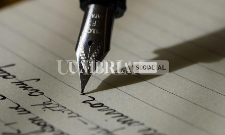 Maturità 2022 al via per oltre 7.000 studenti umbri: nella prima prova Pascoli, Segre, Verga 1 aaron burden y02jEX B0O0 unsplash scaled