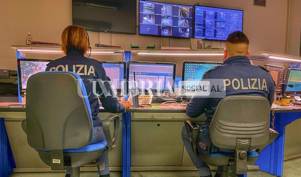 Donna litiga con un tassista, a Perugia interviene la Polizia di Stato per sedare le ire 2