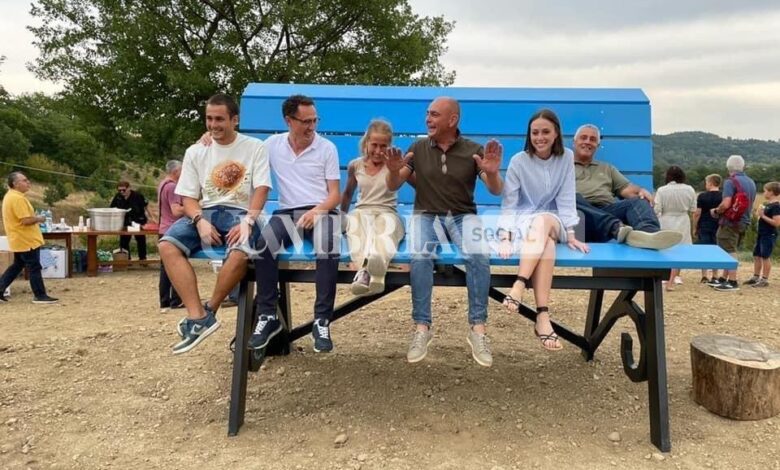 La seconda Big Bench dell'Umbria è realtà: eccola a Città di Castello 1 BF69D33E ACD0 46E8 8B90 86AD4B0BEA47