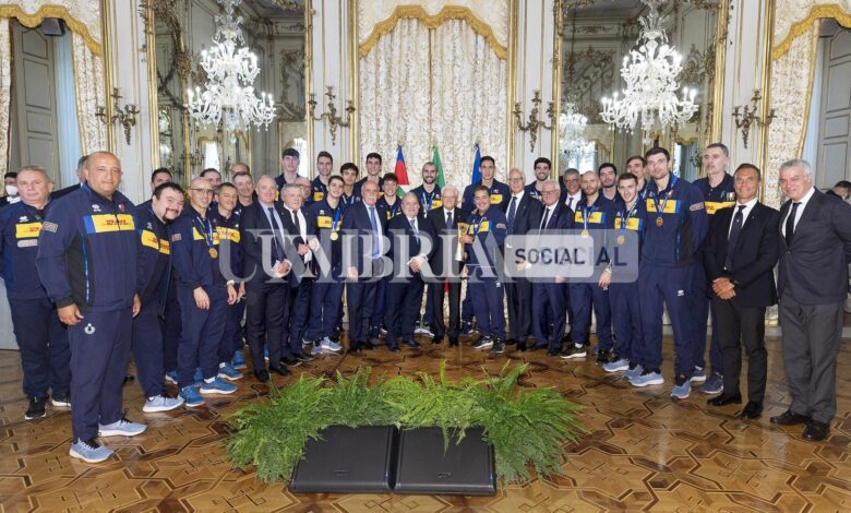 Pallavolo, gli azzurri ricevuti da Mattarella e Draghi dopo il successo mondiale 1 FcdS ScXoAAoXuO