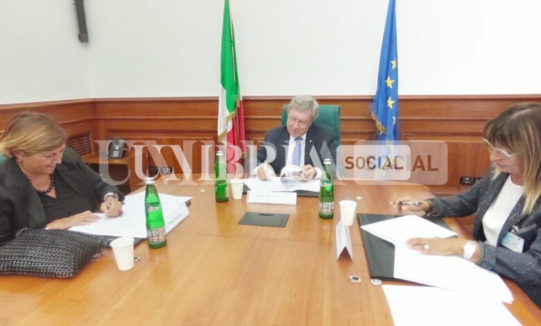 Linea ferroviaria Foligno-Perugia-Terontola: firmato protocollo d’intesa Ministero, Regione Umbria e RFI per potenziamento 1 protocollo dintesa Mims Regione Umbria Rfi