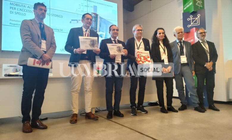 Il Comune di Spello premiato da INU per il progetto di “Mobilità alternativa di accesso al centro storico” 1 foto premiazione 2