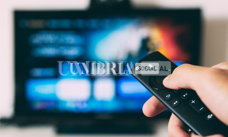 Streaming illegale, anche l'Umbria coinvolta nell'operazione Gotha: 70 indagati 1 glenn carstens peters EOQhsfFBhRk unsplash scaled