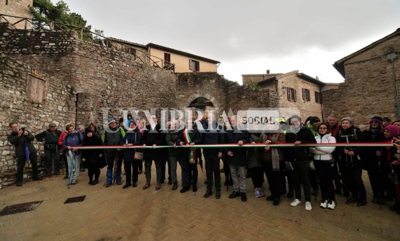Spello, inaugurato il percorso escursionistico dell’Acquedotto Romano 1 Inaugurazione 1