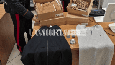 Picchia l'addetto alla sicurezza e tenta di scappare con la merce rubata: arrestata 10 Schermata 2022 12 15 alle 12.33.27