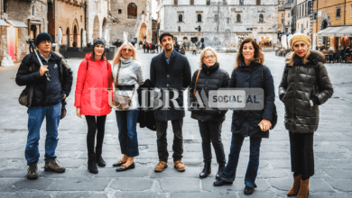 press tour loney planet a todi