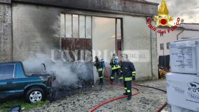 Umbertide, incendio in atto in un capannone di via Rodolfo Morandi 9 WhatsApp Image 2023 01 25 at 11.05.09