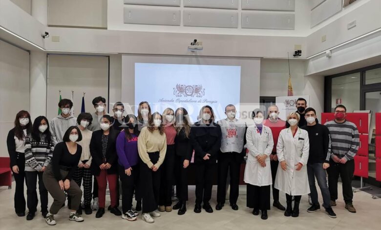 Ospedale di Perugia, giovani volontari del servizio civile coinvolti nell'accoglienza e digitale (foto) 1 WhatsApp Image 2023 02 02 at 14.56.07