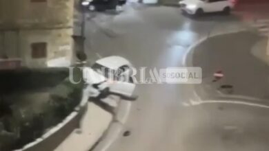 Rubano l’auto e fuggono, vanno a sbattere durante l’inseguimento 4 5BED50C0 2058 43AD 9DD6 867EAE176677