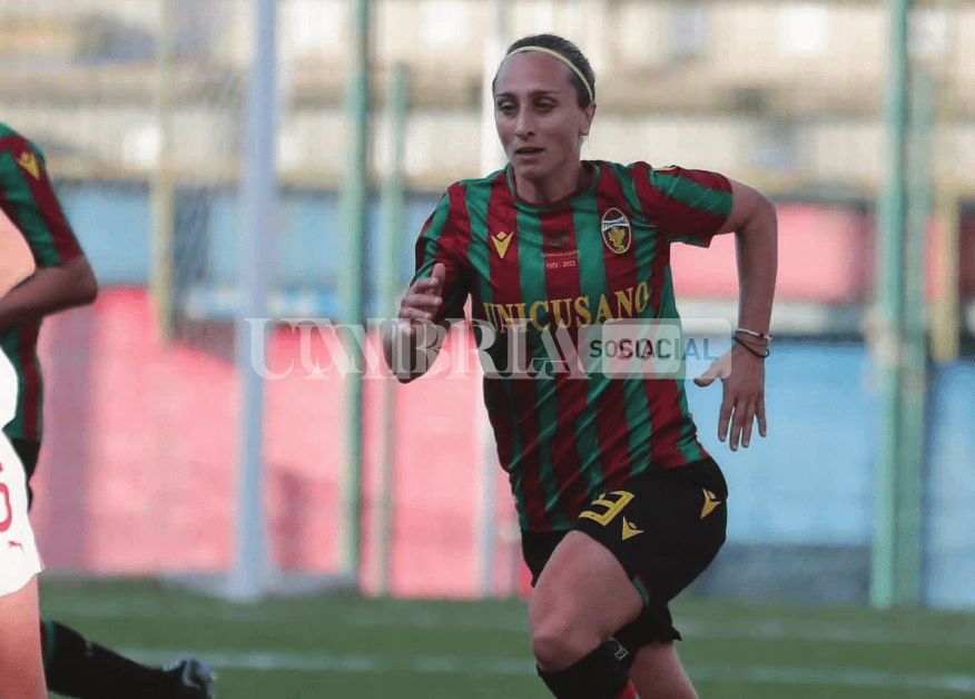 La calciatrice Deborah Salvatori Rinaldi si ferma per un tumore: la ...