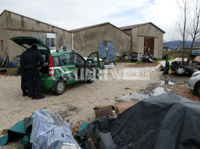 Attività abusiva e deposito incontrollato di rifiuti pericolosi: in due nei guai 3 Attività abusiva e deposito incontrollato di rifiuti pericolosi: in due nei guai 2