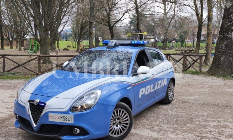 Si apposta sotto casa e scopre il tradimento della compagna, lite passionale fermata dall'intervento della polizia 1 WhatsApp Image 2023 04 18 at 14.35.59