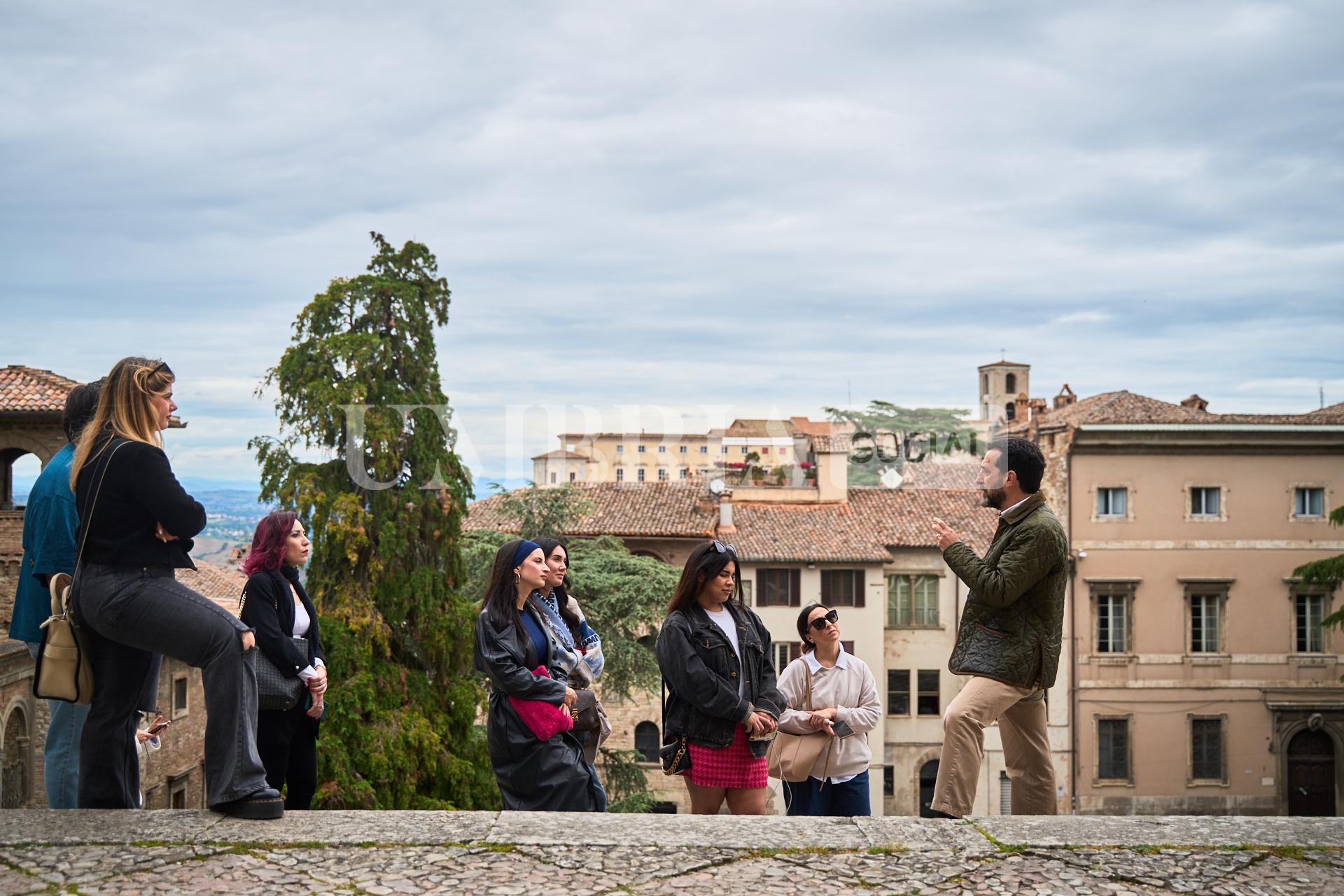 Sette influencer del make-up in visita a Todi: grande promozione sui social (foto) 2