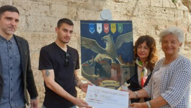 Perugia 1416, svelato il Palio dell'edizione 2023 realizzato da Alessandro Sciscione 12 Palio2023 premiazione scaled