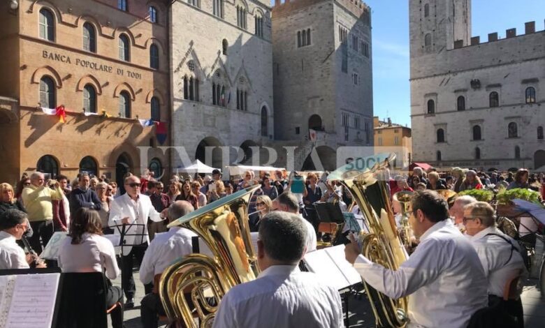 7B41B0D3 C649 40AD 9A8A 515AB9D29887