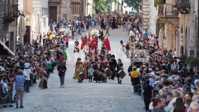 Perugia1416, Teresa Severini: “Bilancio positivo”, la nona edizione si terrà dal 13 al 16 giugno 2024 (foto) 4 Corteo2023 ph Adriano Scognamillo4