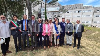 Omaggio al "salvatore delle madri", inaugurata a Perugia la statua in onore di Ignác Semmelweis 10 20230704 124944