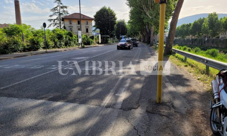 Strappa la collana d'oro ad un anziano facendolo cadere a terra: arrestata 21enne 1 PHOTO 2022 06 04 09 13 12