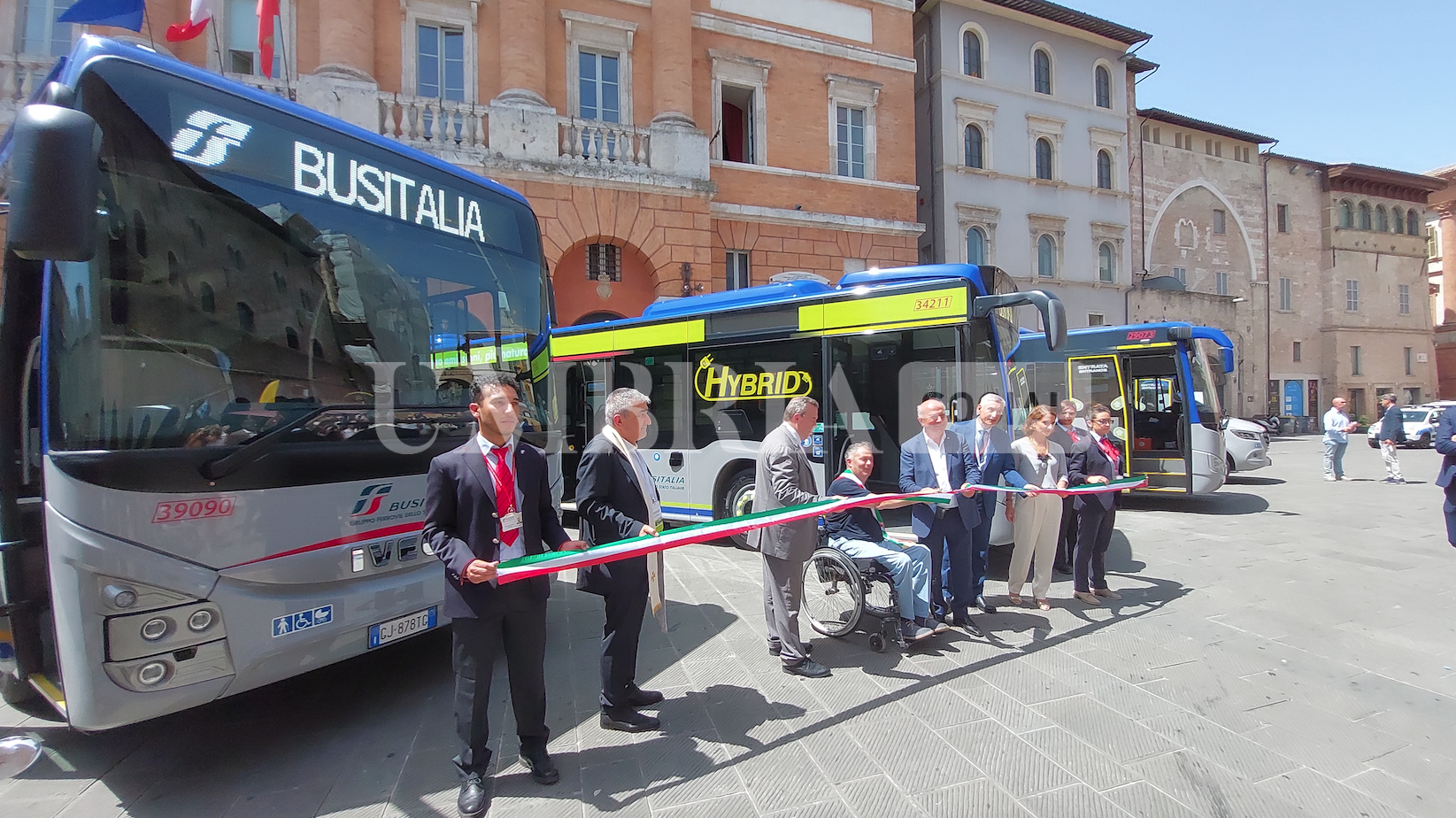 Busitalia, 71 nuovi autobus per l’Umbria: oltre 14 milioni di euro per una mobilità più sostenibile 3 Busitalia, 71 nuovi autobus per l’Umbria: oltre 14 milioni di euro per una mobilità più sostenibile 2