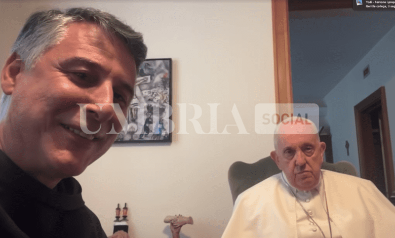 Papa Francesco in diretta Facebook con padre Enzo Fortunato: "Buonasera, brava gente" 1 Schermata 2023 07 28 alle 11.42.50