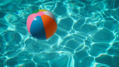Bimbo rischia di annegare in piscina, denunciata 29enne 4 raphael biscaldi 7RQf2X6aXXI unsplash scaled