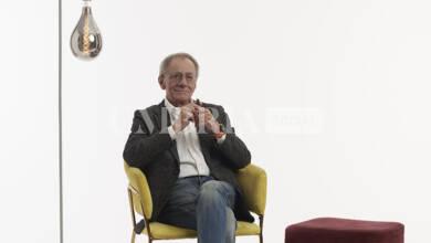 Gubbio, Roberto Vecchioni tra i grandi ospiti del Festival del Medioevo 13 ROBERTO VECCHONI 2