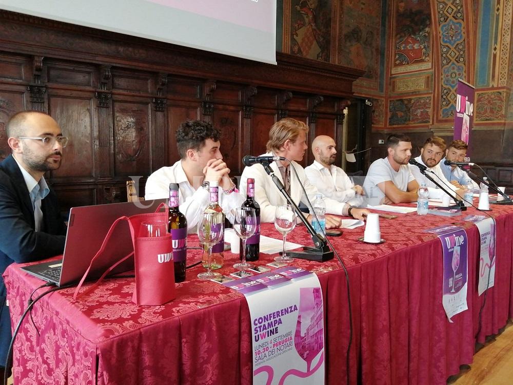 "UWine", i vini delle cantine umbre protagonisti nel centro storico di Perugia 5 "UWine", i vini delle cantine umbre protagonisti nel centro storico di Perugia 4