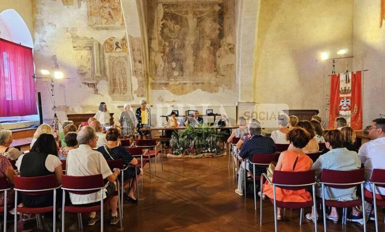 cerimonia gemellaggio todi