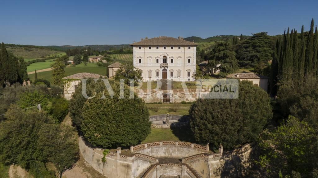 Tutto pronto per l'undicesima edizione del Perugia Flower Show 2