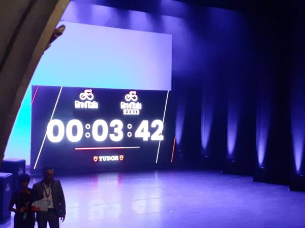 Il Giro d'Italia ripassa in Umbria: cronometro da Foligno a Perugia e ripartenza da Spoleto 37 Il Giro d'Italia ripassa in Umbria: cronometro da Foligno a Perugia e ripartenza da Spoleto 36