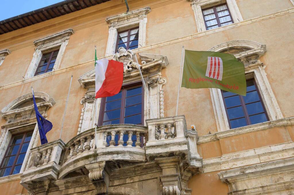 Volley, la Sir Susa Vim Perugia accolta in Regione da Donatella Tesei (foto) 7 Volley, la Sir Susa Vim Perugia accolta in Regione da Donatella Tesei (foto) 6