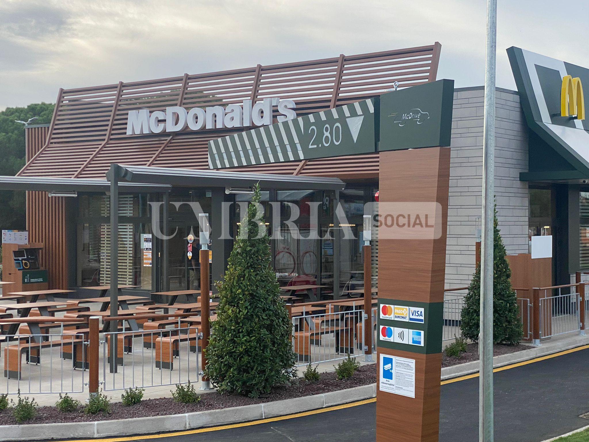 A Bastia Umbra apre un nuovo McDonald’s: darà lavoro a 60 persone 3 A Bastia Umbra apre un nuovo McDonald’s: darà lavoro a 60 persone 2