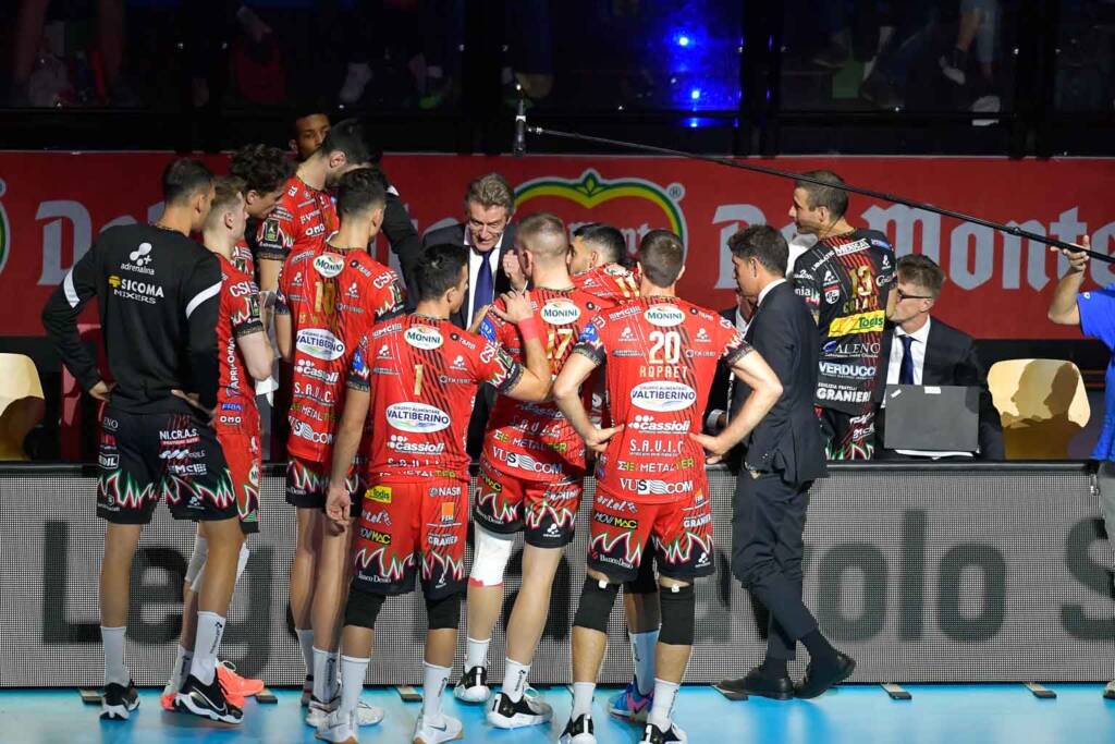 La Supercoppa è della Sir: Perugia batte 3-2 Civitanova in rimonta (foto) 21 La Supercoppa è della Sir: Perugia batte 3-2 Civitanova in rimonta (foto) 20
