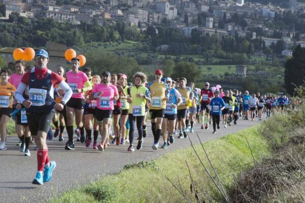 Successo ad Assisi per la San Francesco Marathon vinta da Lorenzo Lotti e Federica Moroni 57 Successo ad Assisi per la San Francesco Marathon vinta da Lorenzo Lotti e Federica Moroni 56