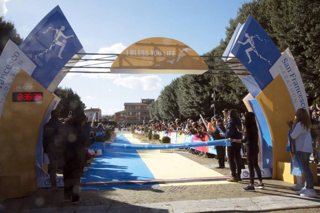 Successo ad Assisi per la San Francesco Marathon vinta da Lorenzo Lotti e Federica Moroni 11 Successo ad Assisi per la San Francesco Marathon vinta da Lorenzo Lotti e Federica Moroni 10