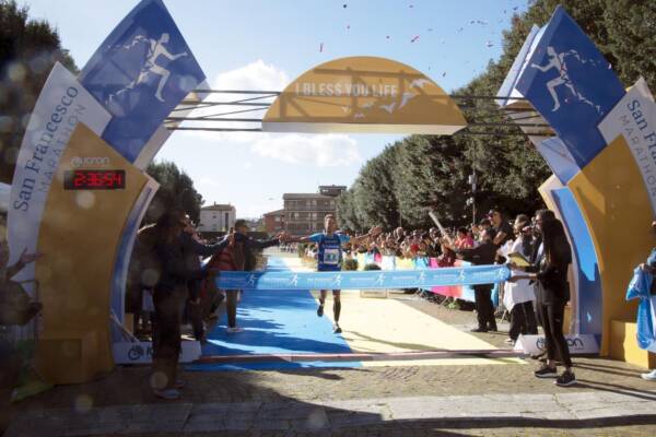 Successo ad Assisi per la San Francesco Marathon vinta da Lorenzo Lotti e Federica Moroni 49 Successo ad Assisi per la San Francesco Marathon vinta da Lorenzo Lotti e Federica Moroni 48