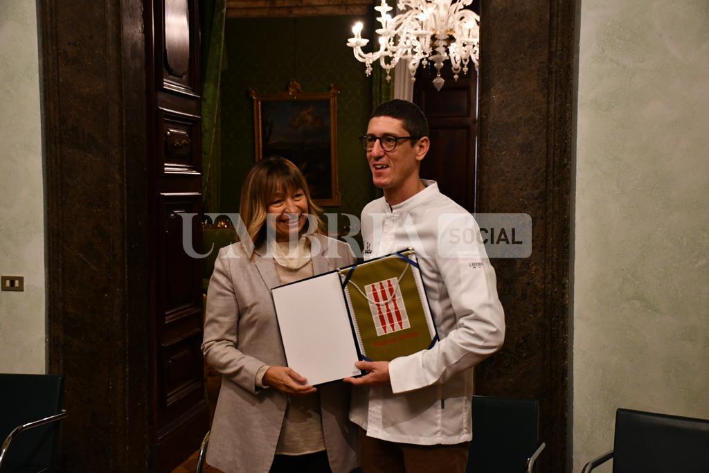 Gli chef dei ristoranti stellati umbri premiati da Donatella Tesei (foto) 10