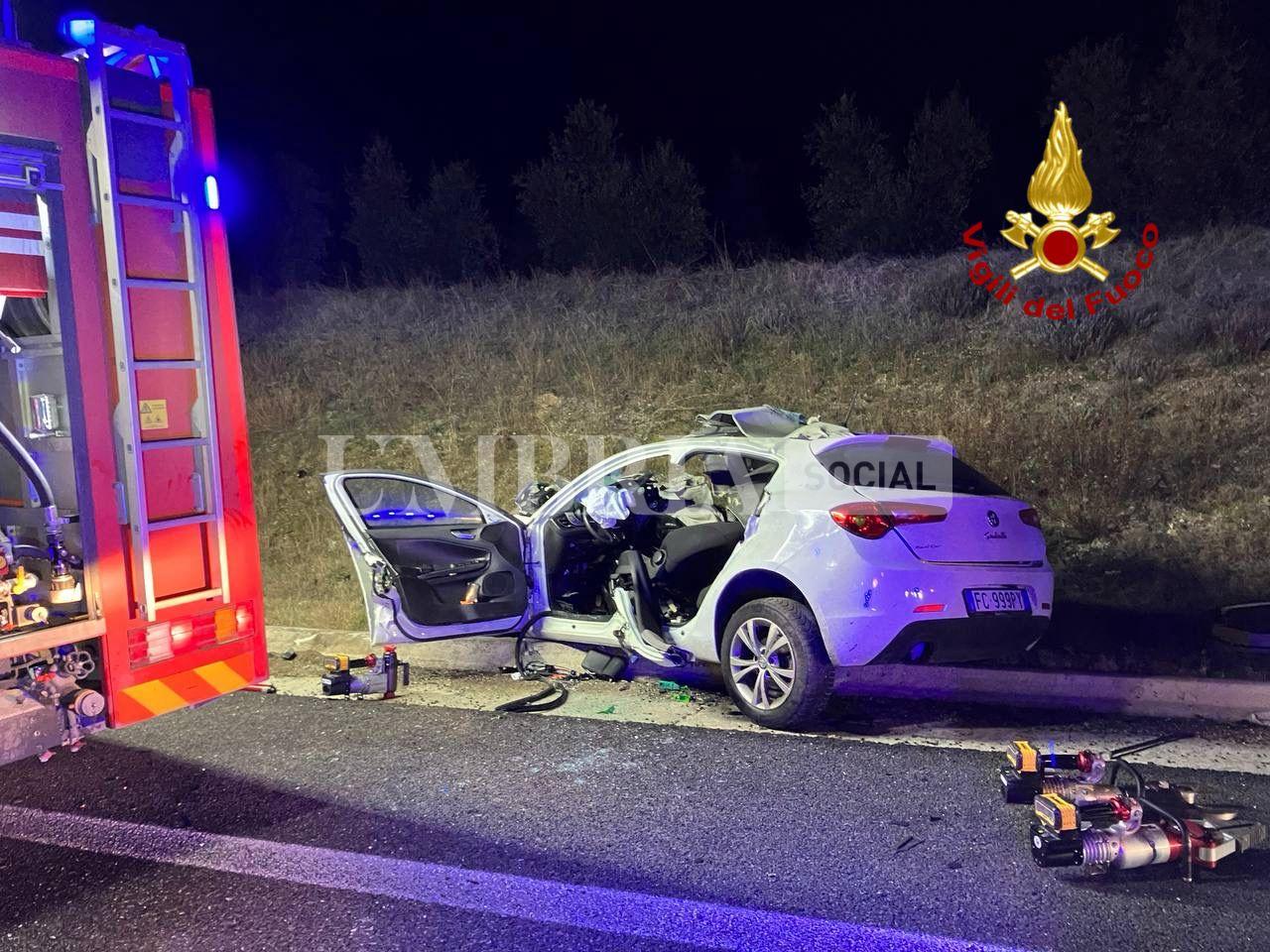 Spoleto, tragico incidente sulla Flaminia: 27enne imbocca la strada contromano e muore 8