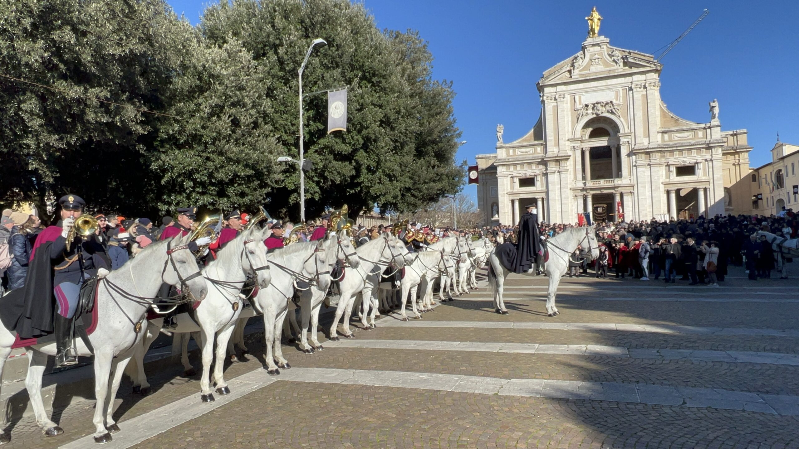 Successo a Santa Maria degli Angeli per il Piatto di Sant’Antonio Abate (foto e video) 8