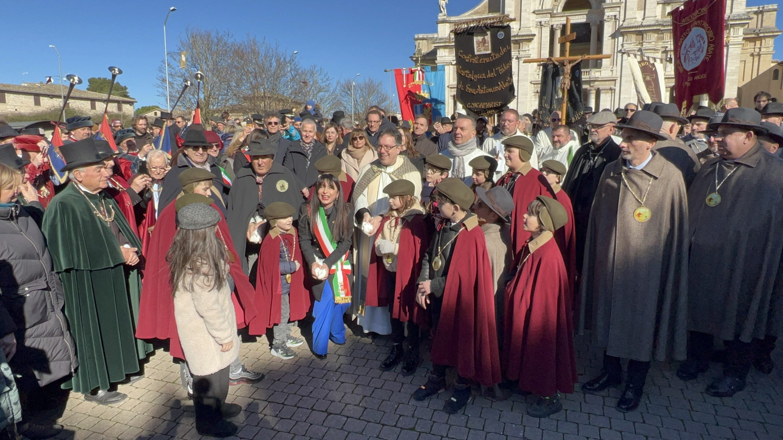 Successo a Santa Maria degli Angeli per il Piatto di Sant’Antonio Abate (foto e video) 12