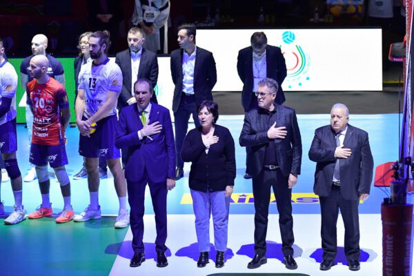 Sir Susa Vim Perugia perfetta trionfa in Coppa Italia: 3-1 a Monza e il trofeo è suo (foto) 83 Sir Susa Vim Perugia perfetta trionfa in Coppa Italia: 3-1 a Monza e il trofeo è suo (foto) 82