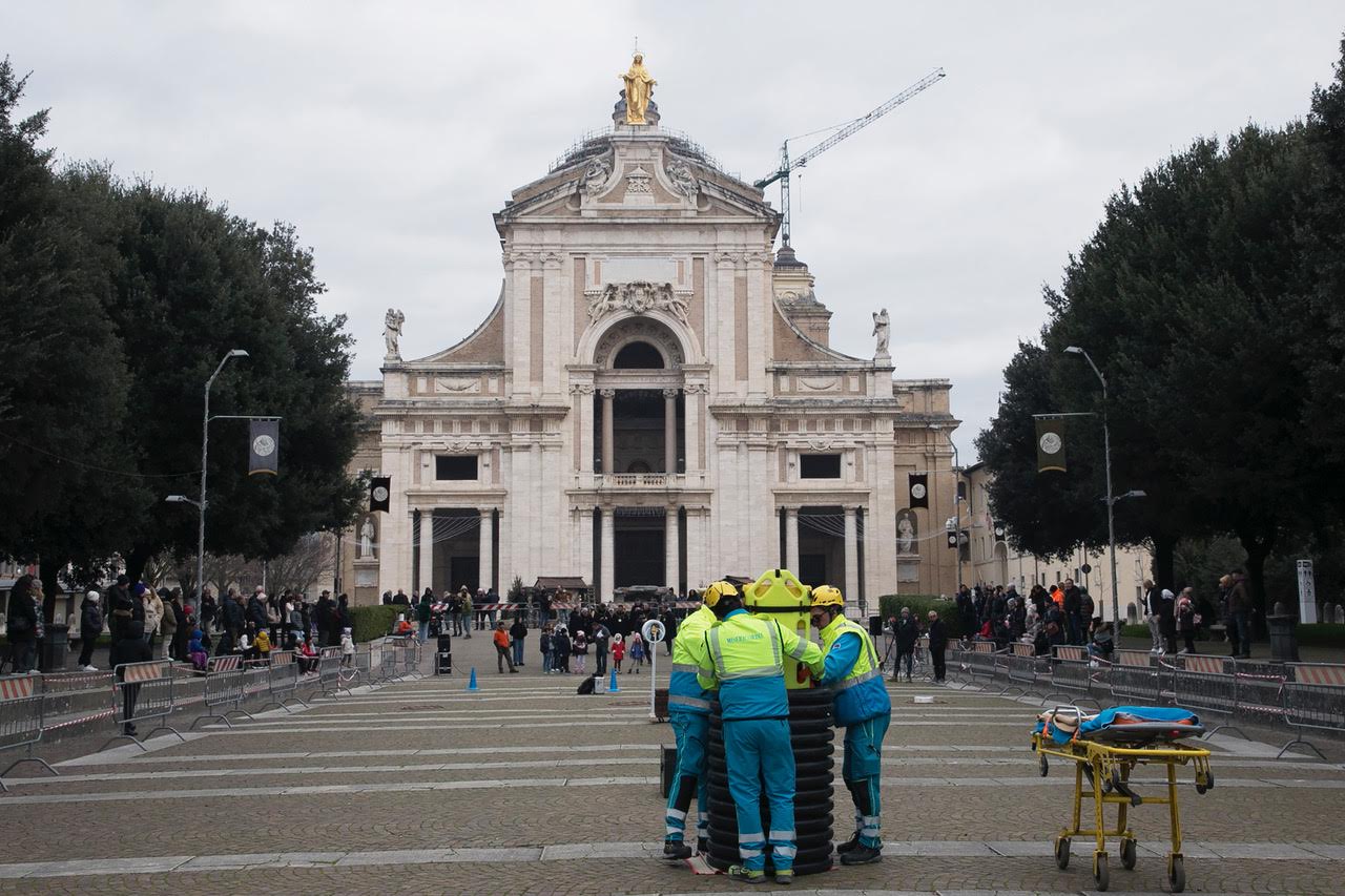“Pet and technology for life”, piloti e conduttori a quattro zampe: successo a Santa Maria degli Angeli (foto+video) 47