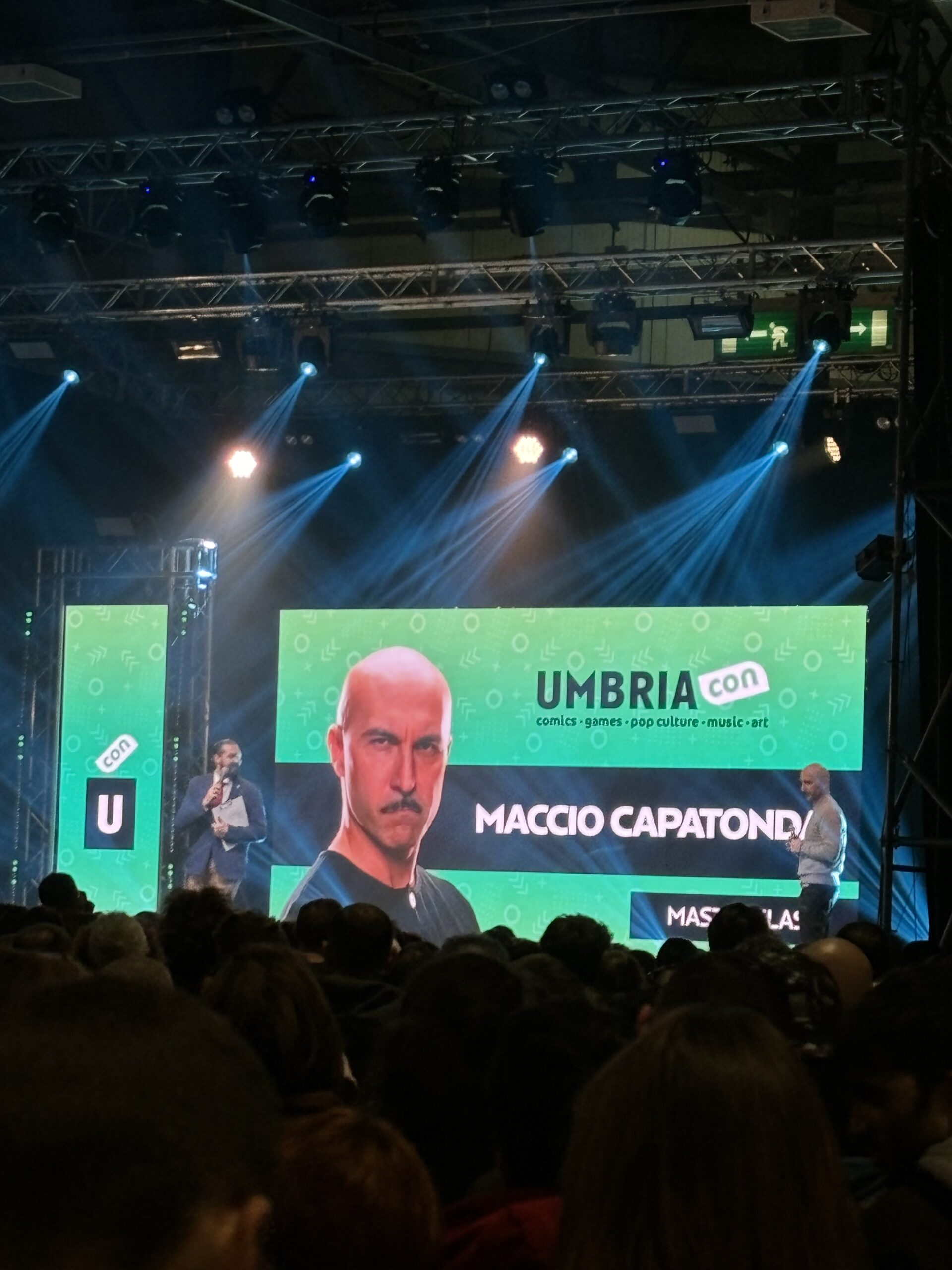 Successo per UmbriaCon, tanti i visitatori al festival dedicato alla cultura nerd (foto) 31 Successo per UmbriaCon, tanti i visitatori al festival dedicato alla cultura nerd (foto) 30