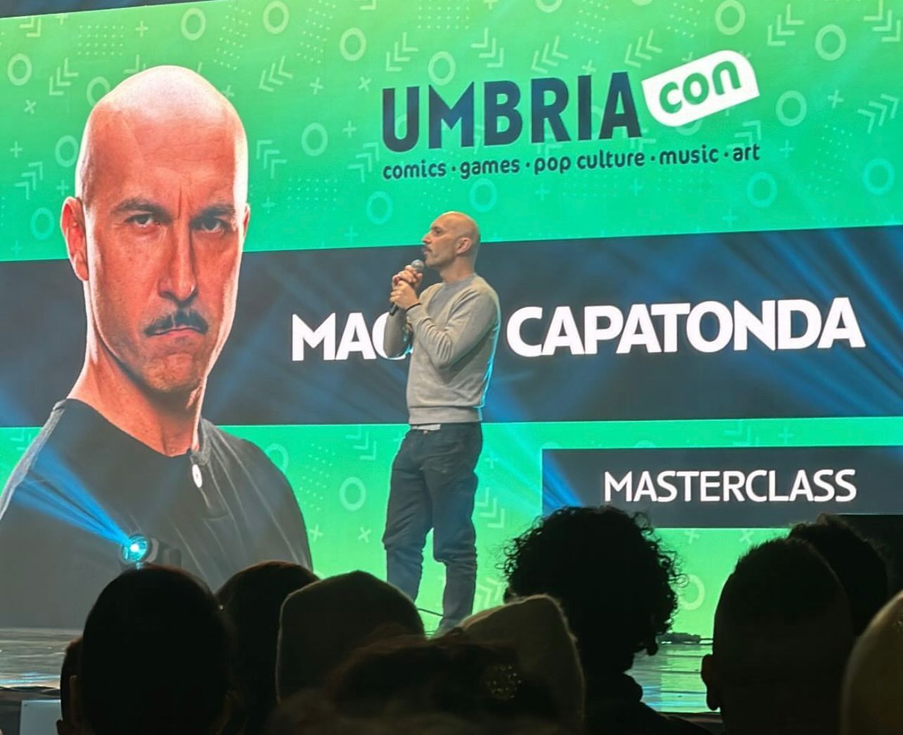 Successo per UmbriaCon, tanti i visitatori al festival dedicato alla cultura nerd (foto) 5 Successo per UmbriaCon, tanti i visitatori al festival dedicato alla cultura nerd (foto) 4