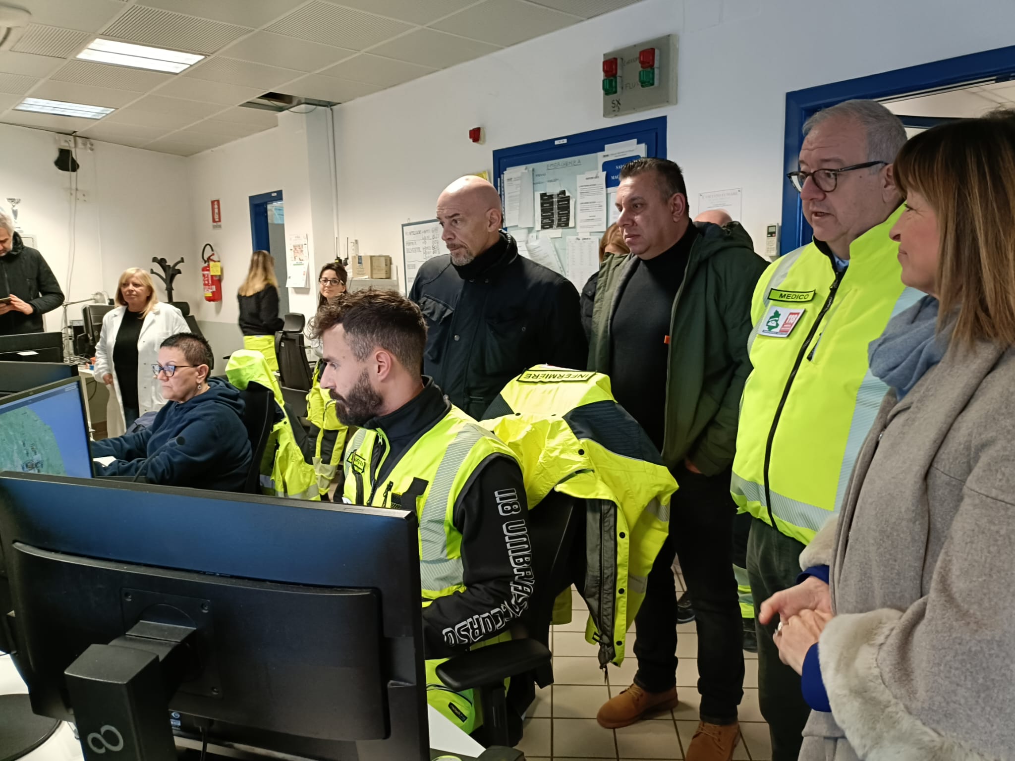 Sanità, una nuova ambulanza e un minivan per il trasporto di organi e sangue (foto) 4